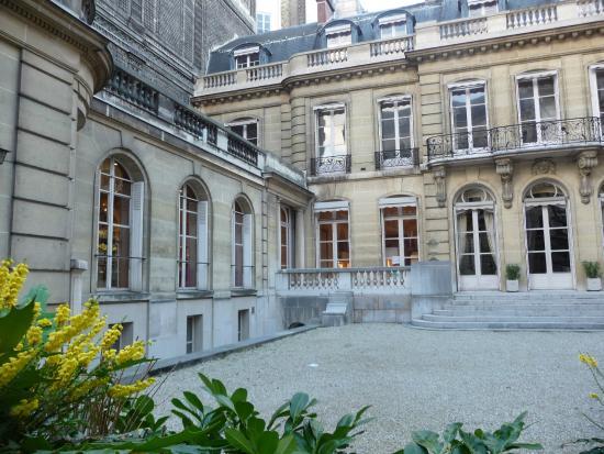 Museum of Counterfeiting